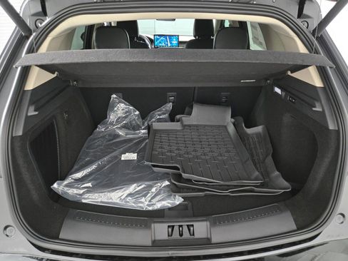 New 2026 Lincoln Corsair Premiere image 16