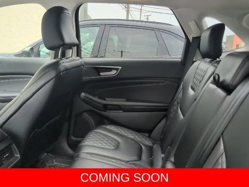 Used 2024 Ford Edge Titanium AWD/4WD image 5
