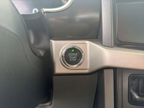 Used 2022 Ford F150 Lightning Pro AWD/4WD image 35