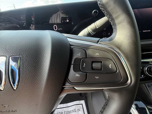 Used 2025 Buick Envista Sport Touring w/ Convenience I Package FWD image 15