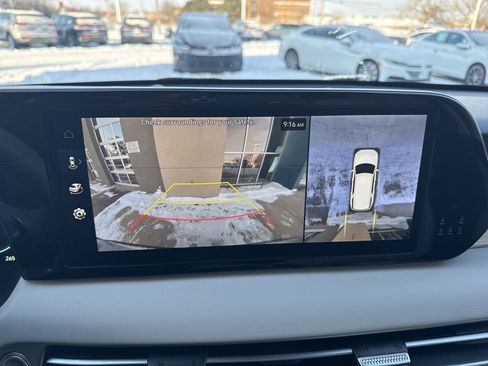 Used 2023 Hyundai Palisade Limited w/ Cargo Package image 17