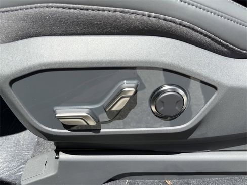 New 2026 Kia EV9 Light image 22