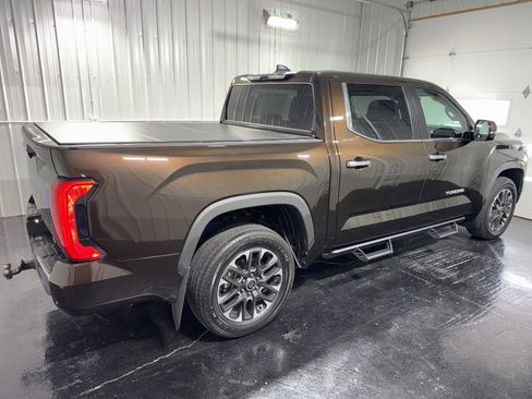 Used 2024 Toyota Tundra Limited w/ Power Package AWD/4WD image 3