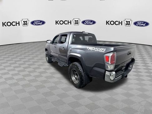 Used 2021 Toyota Tacoma TRD Off-Road image 6