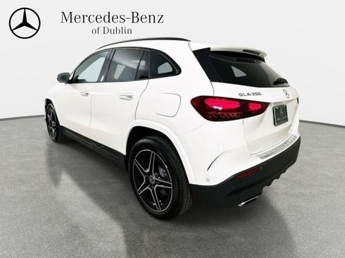 Used 2026 Mercedes-Benz GLA 250 4MATIC image 5