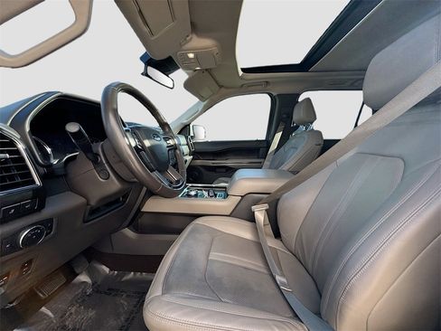 Used 2021 Ford Expedition Limited image 22