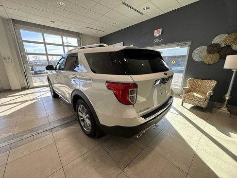 Certified 2022 Ford Explorer Limited image 5
