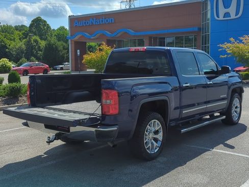 Used 2014 GMC Sierra 1500 SLT w/ SLT Crew Cab Value Package AWD/4WD image 8