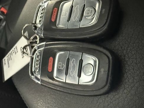 Used 2013 Audi A4 2.0T Premium w/ Convenience Pkg image 32