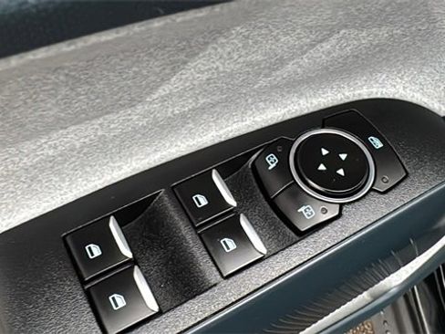 Certified 2022 Ford Maverick XLT w/ Equipment Group 300A Standard image 11