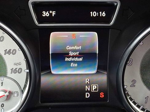 Used 2016 Mercedes-Benz CLA 250 4MATIC image 27