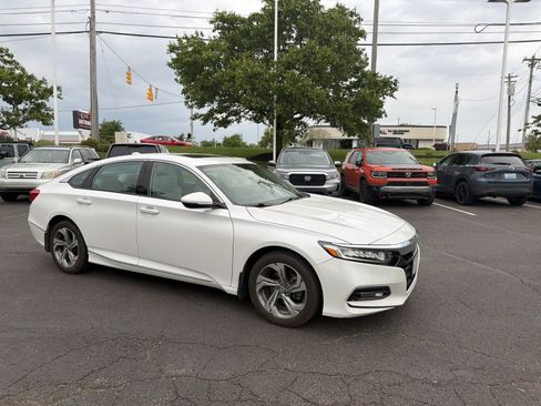 Used 2018 Honda Accord EX-L image 15