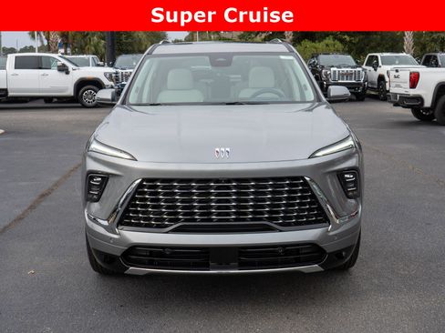 New 2026 Buick Enclave Avenir w/ Super Cruise Package image 8