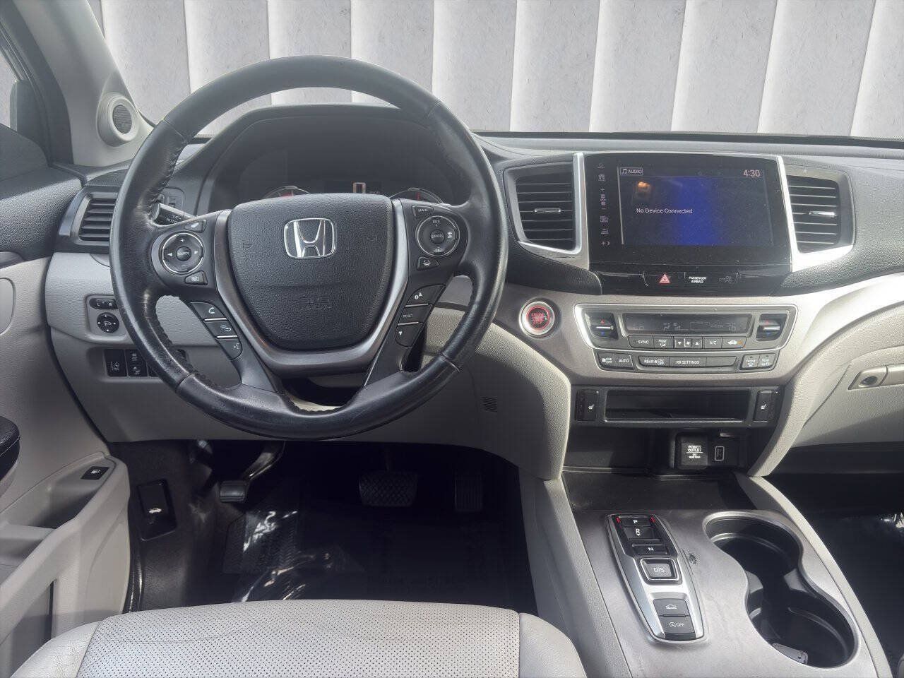 Used 2020 Honda Ridgeline RTL image 10