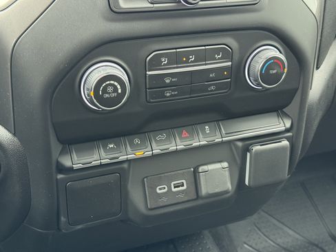 New 2026 Chevrolet Silverado 1500 Custom image 24