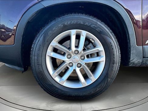 Used 2015 Kia Sorento LX image 33