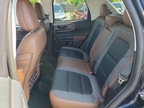 Certified 2023 Ford Bronco Sport Outer Banks AWD/4WD image 16