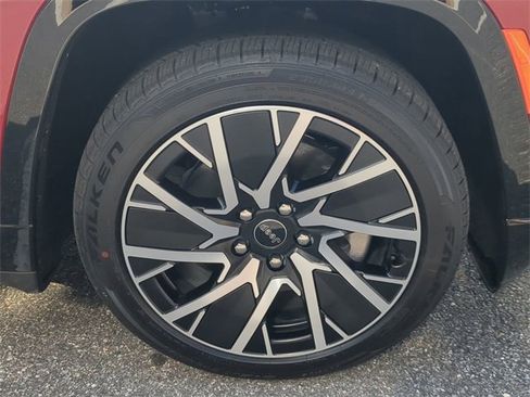 New 2025 Jeep Wagoneer S Limited image 10