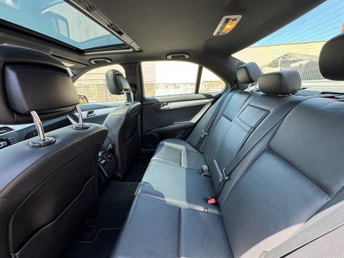 Used 2012 Mercedes-Benz C 250 Sedan image 30