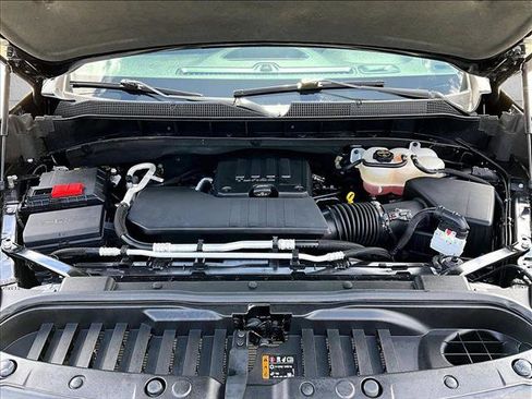 Used 2024 Chevrolet Silverado 1500 Custom AWD/4WD image 11