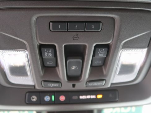 Certified 2023 GMC Sierra 3500 Denali image 27