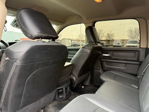 Used 2019 RAM 2500 Tradesman w/ Safety Group image 34