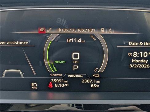 Used 2023 Audi e-tron Premium w/ Convenience Plus Package image 11