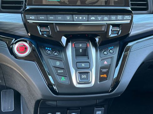 New 2026 Honda Odyssey Elite image 16