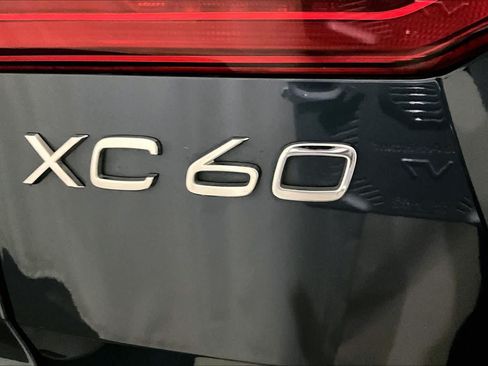 Used 2022 Volvo XC60 B6 Inscription w/ Advanced Package AWD/4WD image 9