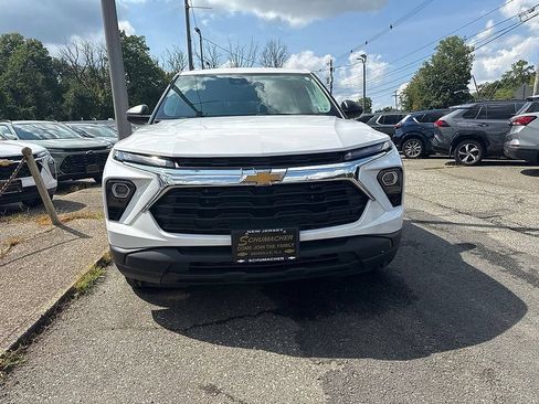 Used 2024 Chevrolet TrailBlazer LS w/ LS Convenience Package FWD image 23