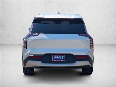 Used 2026 Kia EV9 Wind AWD/4WD image 7