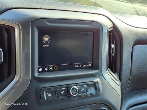 Used 2023 Chevrolet Silverado 2500 Custom w/ Custom Value Package image 19