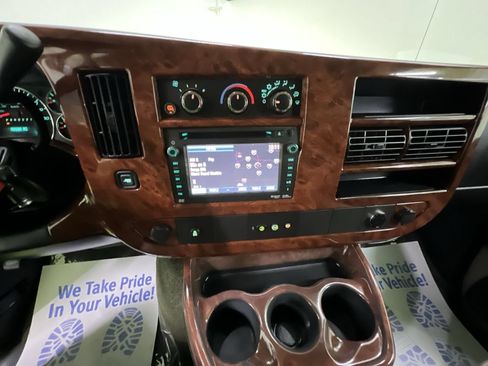 Used 2014 GMC Savana 1500 RWD image 21