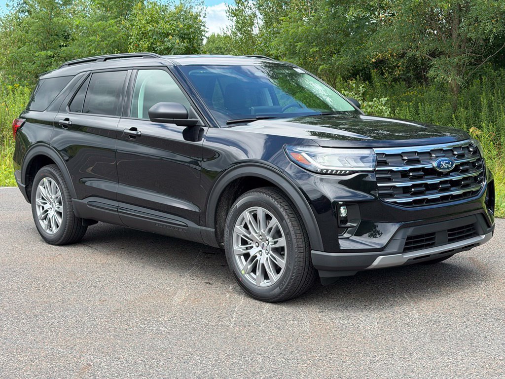 New 2026 Ford Explorer Active w/ Active Comfort Package AWD/4WD image 1