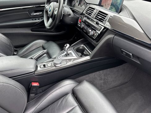 Used 2020 BMW M4 Convertible w/ Competition Package image 15