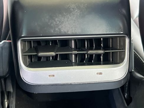 Used 2022 Tesla Model 3 Long Range AWD/4WD image 14