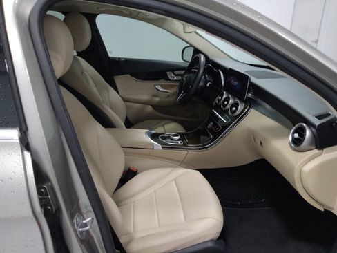 Used 2019 Mercedes-Benz C 300 Sedan image 21