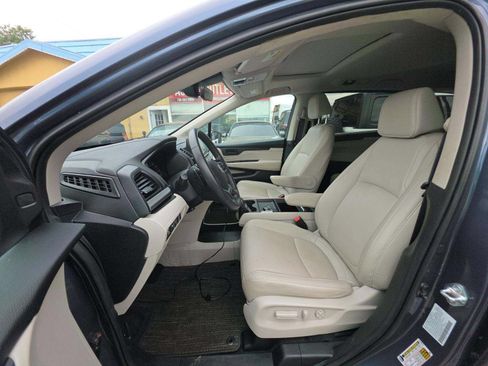 Used 2025 Honda Odyssey EX-L image 25