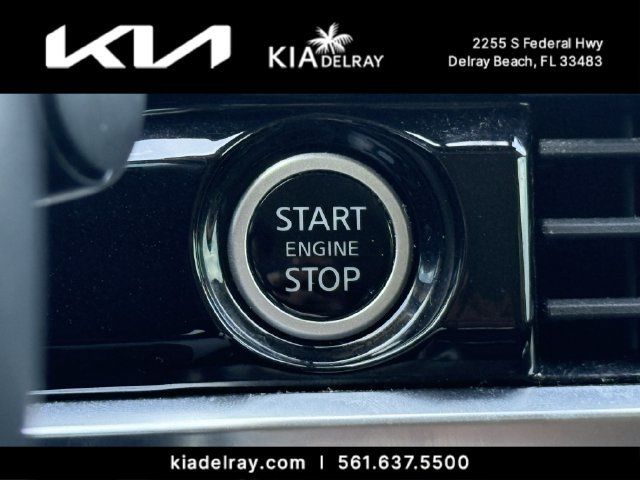 Used 2024 Nissan Pathfinder SL AWD/4WD image 31