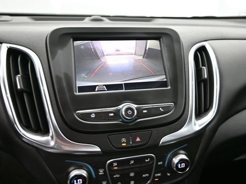 Used 2024 Chevrolet Equinox LT image 42