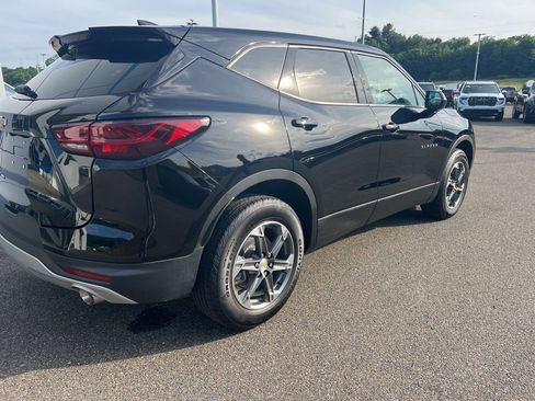 Used 2025 Chevrolet Blazer LT AWD/4WD image 6