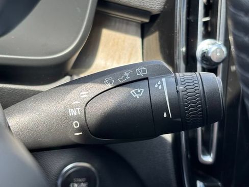 Used 2019 Volvo XC40 T5 Inscription AWD/4WD image 23