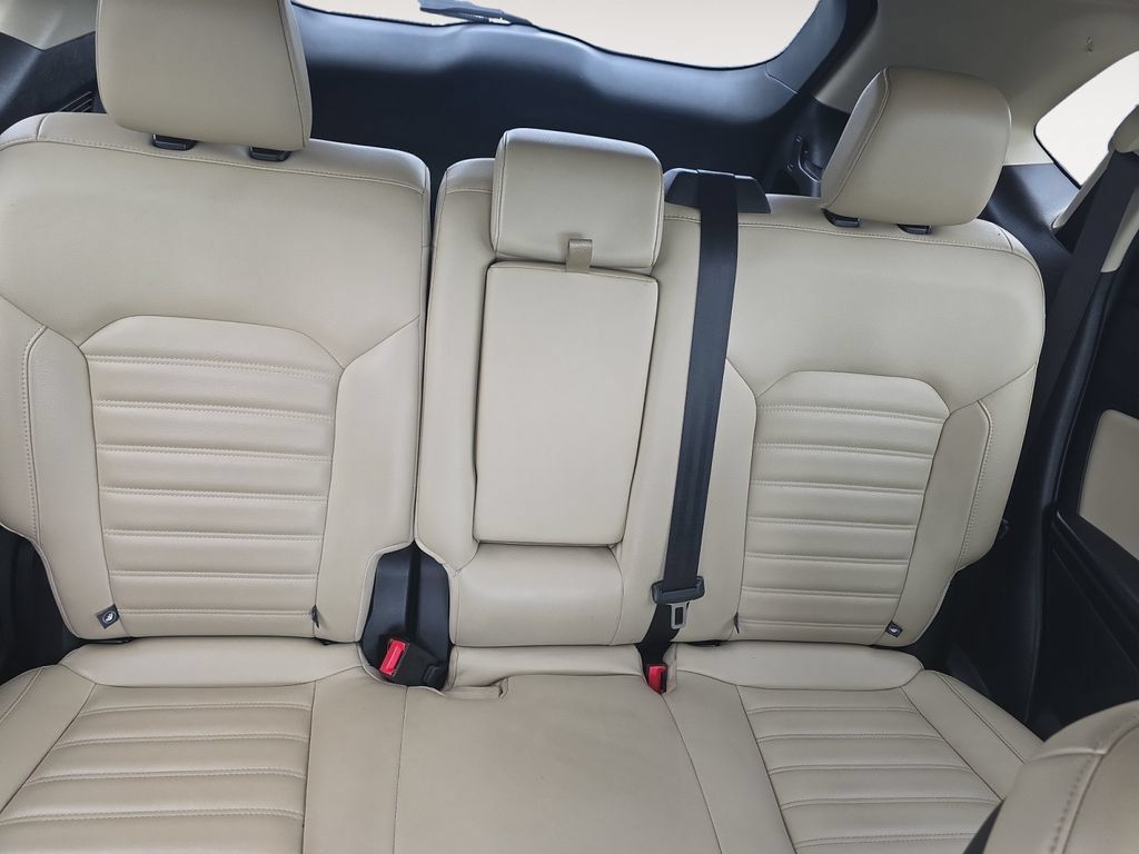 Used 2022 Ford Edge SEL AWD/4WD image 13