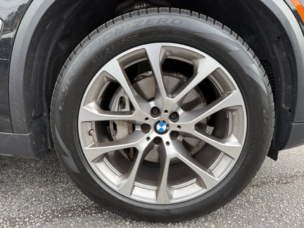 Certified 2024 BMW X5 xDrive40i w/ Premium Package AWD/4WD image 18