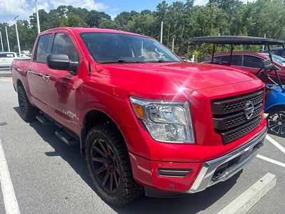 Used 2021 Nissan Titan SV w/ SV Convenience Package