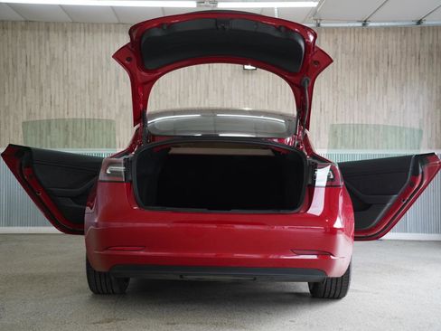 Used 2022 Tesla Model 3 Performance image 39