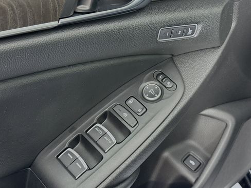 Certified 2021 Honda Accord Touring image 18