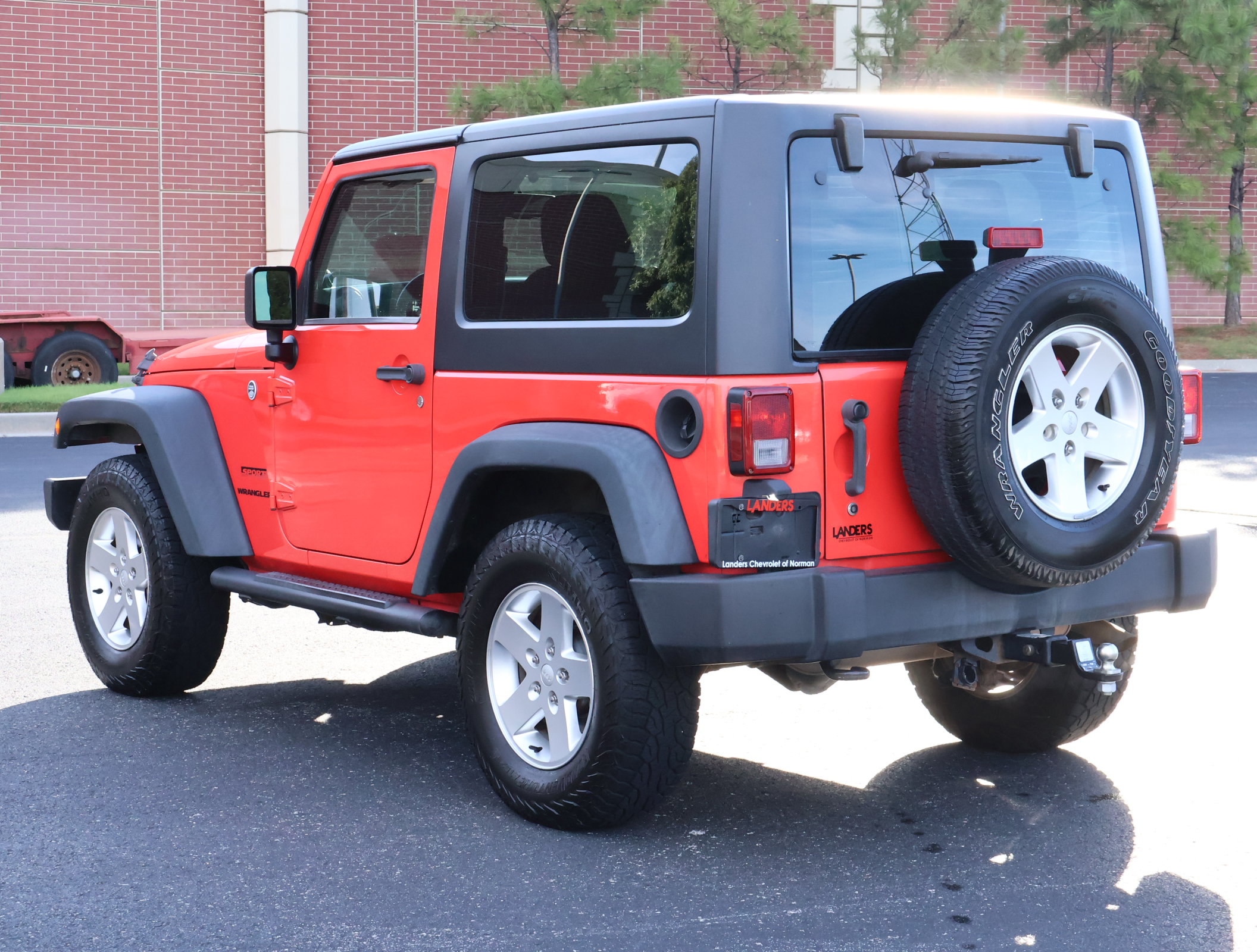 Used 2013 Jeep Wrangler Sport AWD/4WD image 5