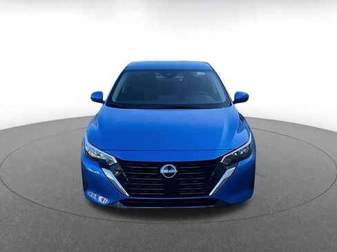 Used 2025 Nissan Sentra SV image 4