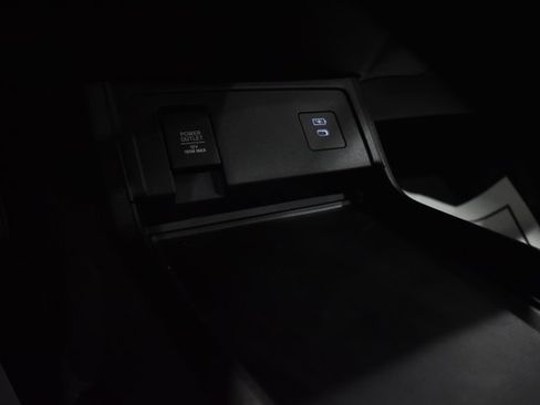 Used 2024 Acura RDX SH-AWD image 24